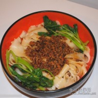 炸酱面培训，凉面哨子面加盟，学特色炸酱面技术