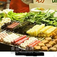 小吃车麻辣烫培训，学麻辣串技术，流动小吃车麻辣烫加盟