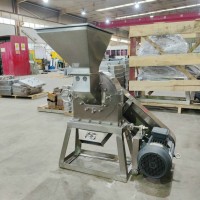 不锈钢化工粉碎机，化工产品粉碎机图片