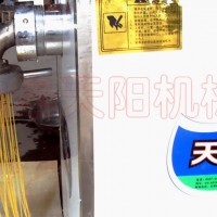 玉米面条机，自熟螺杆压面机