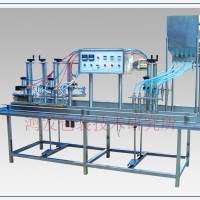 饮料灌装机