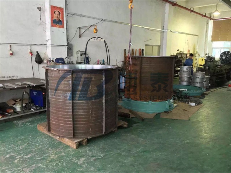 蒸发器7