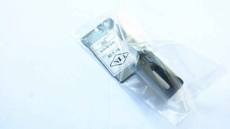 纽朗手提缝包机针棒护板